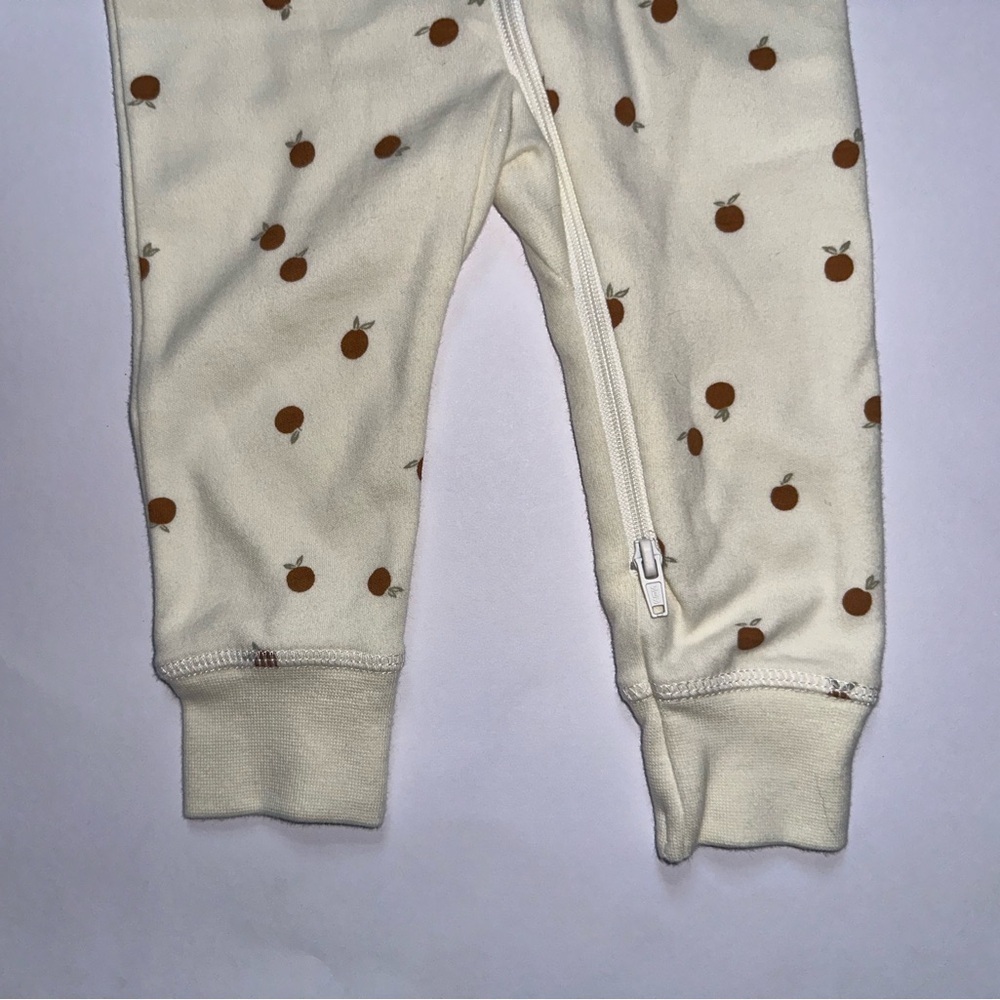 NWOT Quincy Mae 100% Organic Cotton Gender Neutral Oranges Zip One Piece 3-6 M - Picture 4 of 7